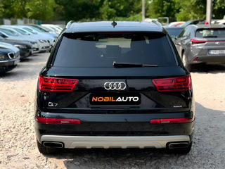 Audi Q7 foto 6