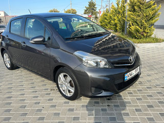 Toyota Yaris foto 3