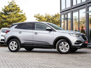 Opel Grandland X фото 0