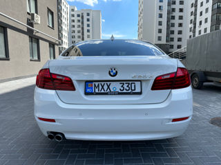 BMW 5 Series foto 2