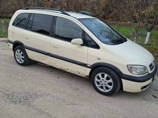 Opel Zafira foto 3