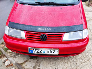 Volkswagen Sharan foto 2