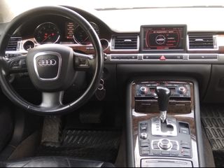 Audi A8 foto 4