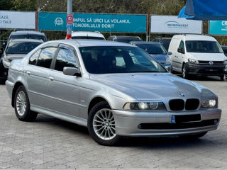 BMW 5 Series foto 5