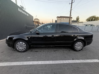 Skoda Superb foto 3