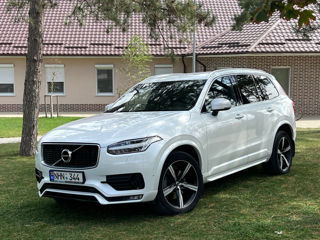 Volvo XC90 foto 1