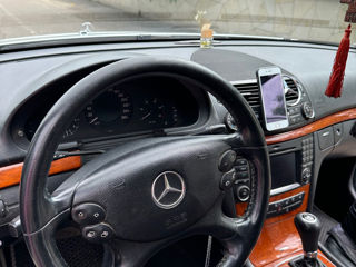 Mercedes E-Class foto 10