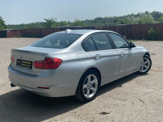 BMW 3 Series foto 7