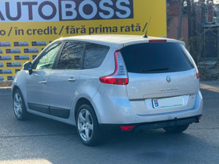 Renault Grand Scenic foto 7