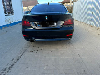 BMW 5 Series foto 3