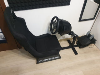 Руль с педалями Thrustmaster T300 и кокпит