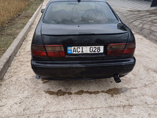 Toyota Carina foto 4