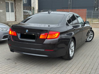 BMW 5 Series foto 7