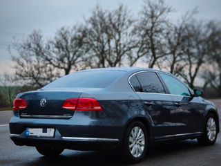 Volkswagen Passat foto 4