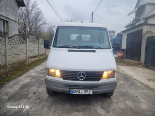 Mercedes Sprinter foto 2