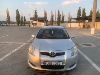 Toyota Auris foto 1