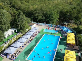 Se vinde Pensiune cu piscine, hotel, restaurant, lac,..