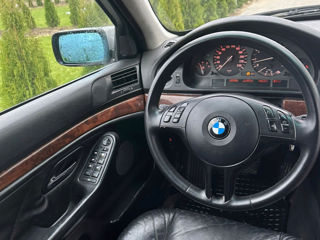 BMW 5 Series foto 5