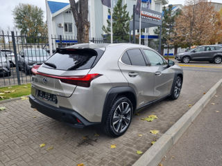 Lexus UX foto 5