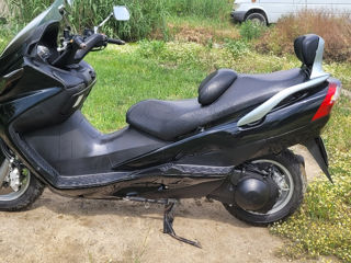 Suzuki Burgman 400 foto 2