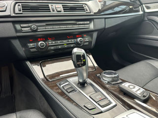 BMW 5 Series foto 17