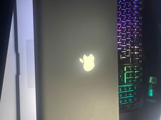 MacBook Pro 15 foto 2