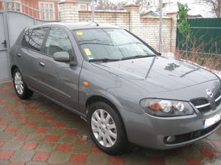 Nissan Almera foto 2