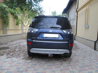 Mitsubishi Outlander foto 3