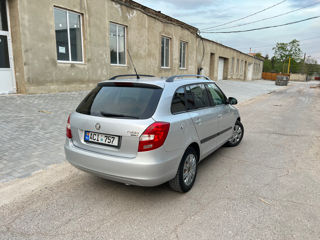 Skoda Fabia foto 2