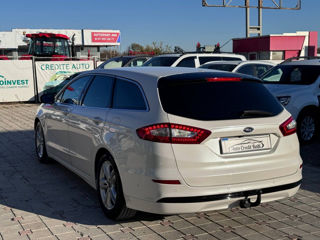 Ford Mondeo foto 6