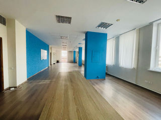 Birou Open Space 100 m² Centru foto 1