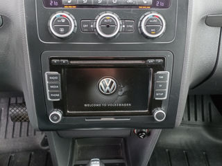 Volkswagen Touran foto 9