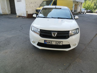 Dacia Logan foto 1