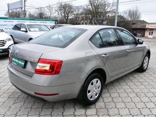 Skoda Octavia foto 4