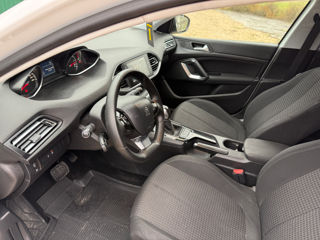 Peugeot 308 foto 7