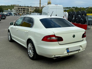 Skoda Superb foto 7