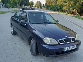 Daewoo Lanos foto 1