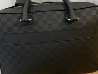 Geanta портфель Louis Vuitton foto 1