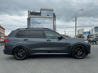 BMW X7 foto 3