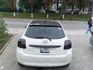 Toyota Auris foto 8