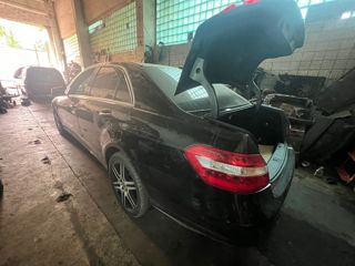 Dezmembrare Mercedes w212 2011 foto 9