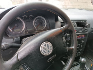 Volkswagen Jetta foto 7