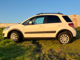 Suzuki SX4 foto 4