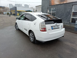 Toyota Prius foto 3