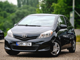 Toyota Yaris foto 2