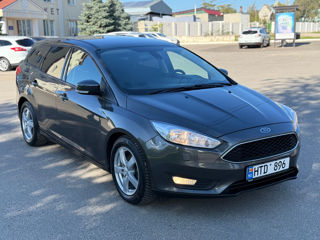 Ford Focus foto 2