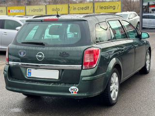 Opel Astra foto 6