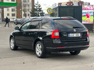 Skoda Octavia foto 2