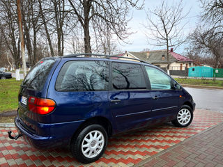 Volkswagen Sharan foto 17