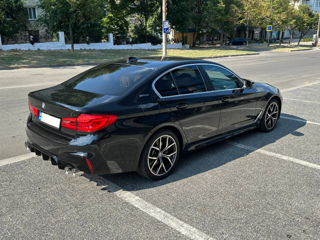 BMW 5 Series foto 6